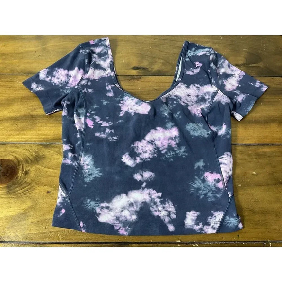 Lululemon Align Tee Nulu Slim Fit Cropped Length Size 4 CZBM 10701 - Picture 1 of 7